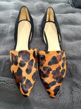 Coye Nokes tan animal print flats size 38